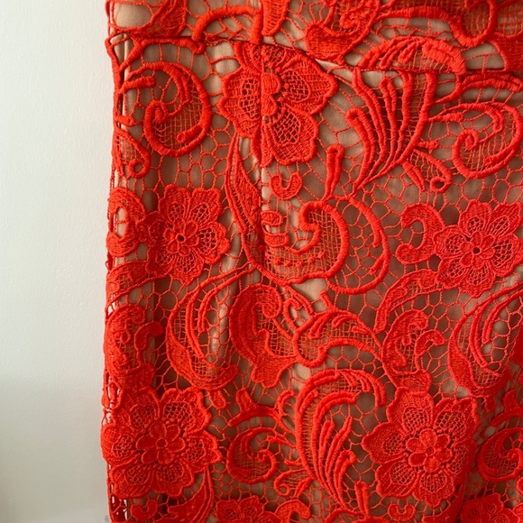 ❤️Boohoo Lace Off The Shoulder Midi Pencil Dress - Picture 2 of 4